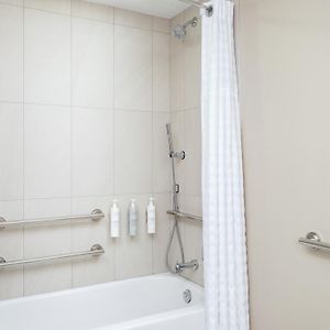 King Room Mobility accessible